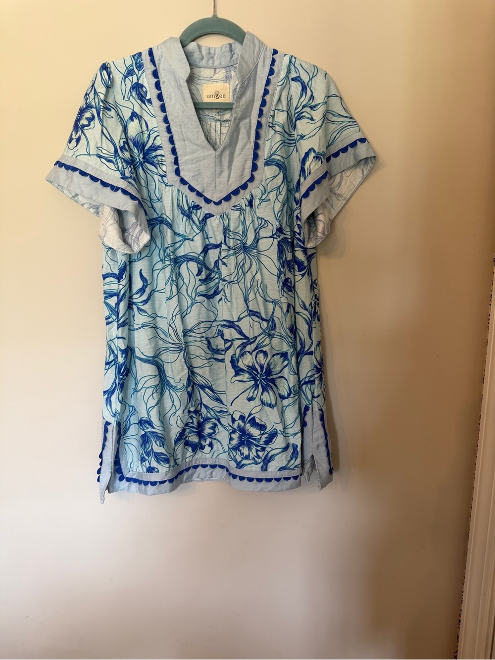 Umgee tropical floral tunic/dress size medium